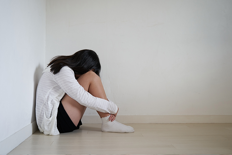 らいさぽセンター本校 ｜引きこもり、不登校、ニートの就労支援、自立支援 | 家庭内でできる「安心感」を作るコツ ― 10代の引きこもりの子どもを支えるために