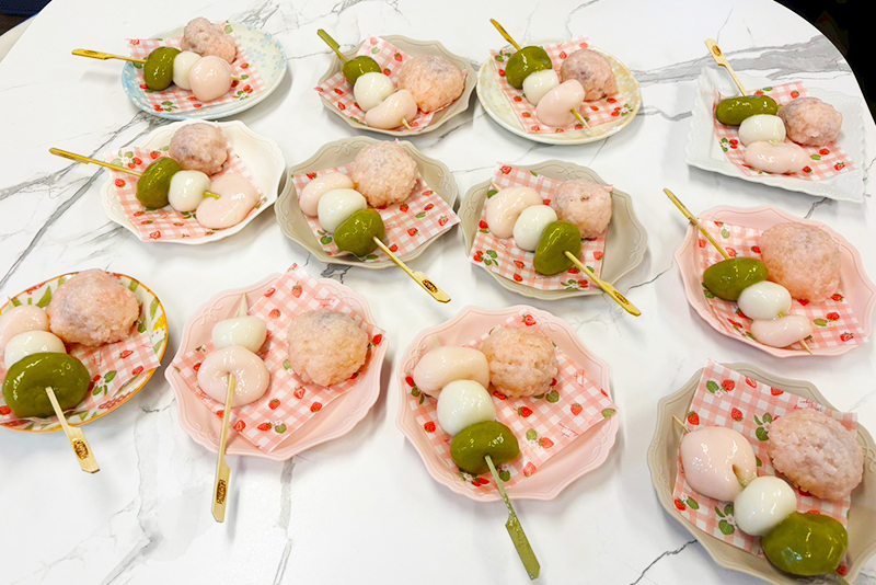 らいさぽセンター本校 ｜引きこもり、不登校、ニートの就労支援、自立支援 | 初参加でも大活躍！みんなで作ったひな祭りメニュー